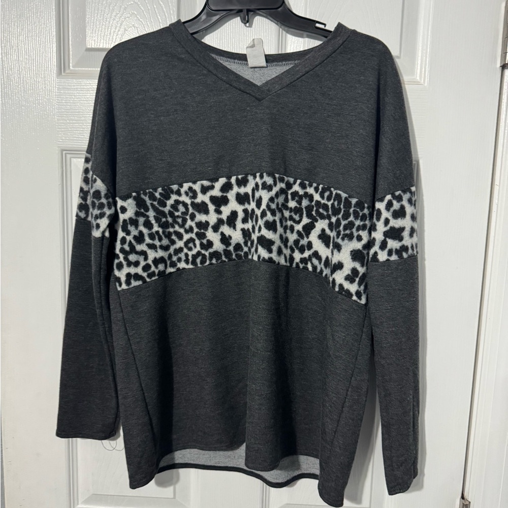 Grey Leopard print long sleeve shirt